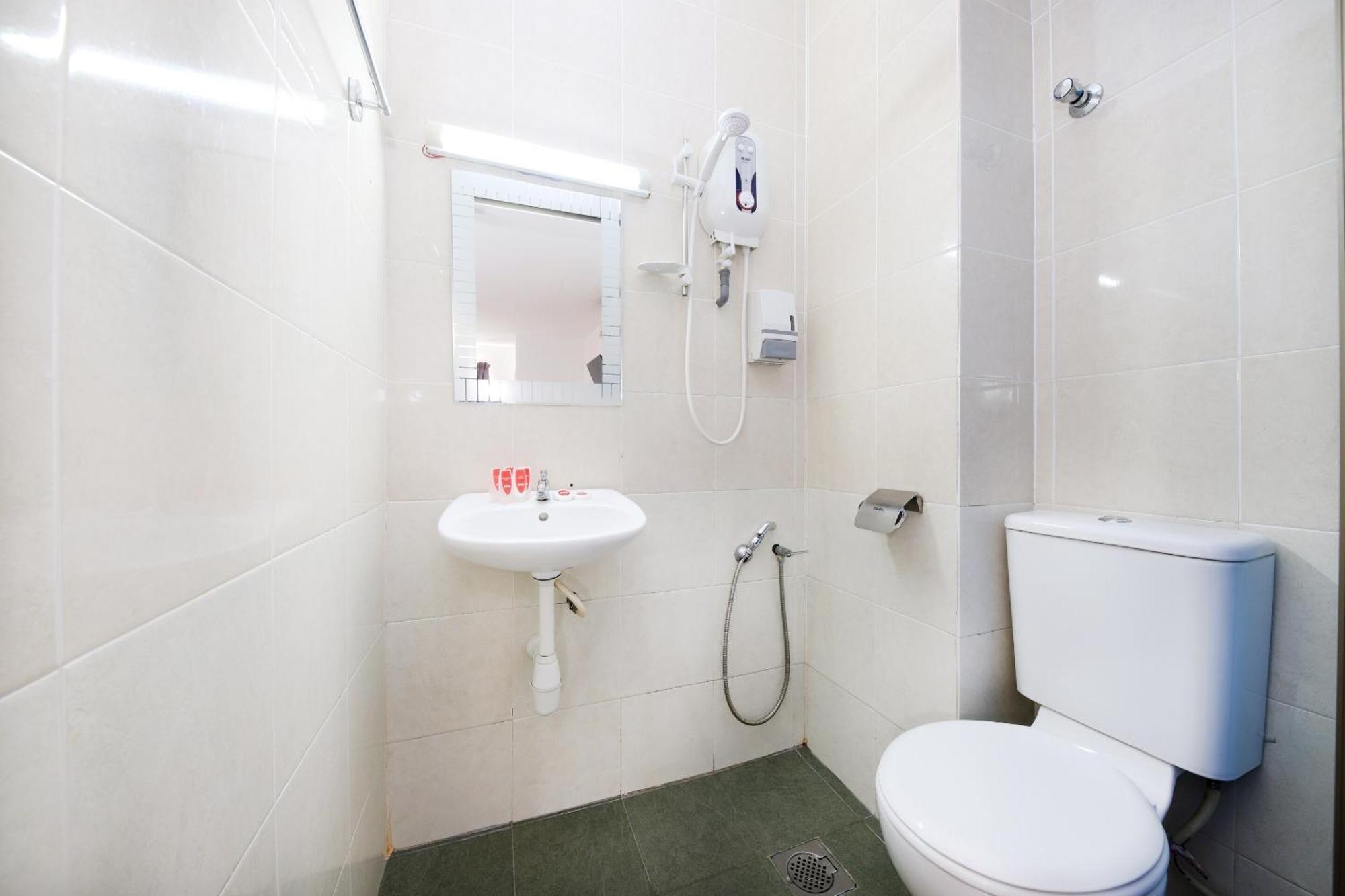 OYO 502 Midah Inn Puchong Bagian luar foto
